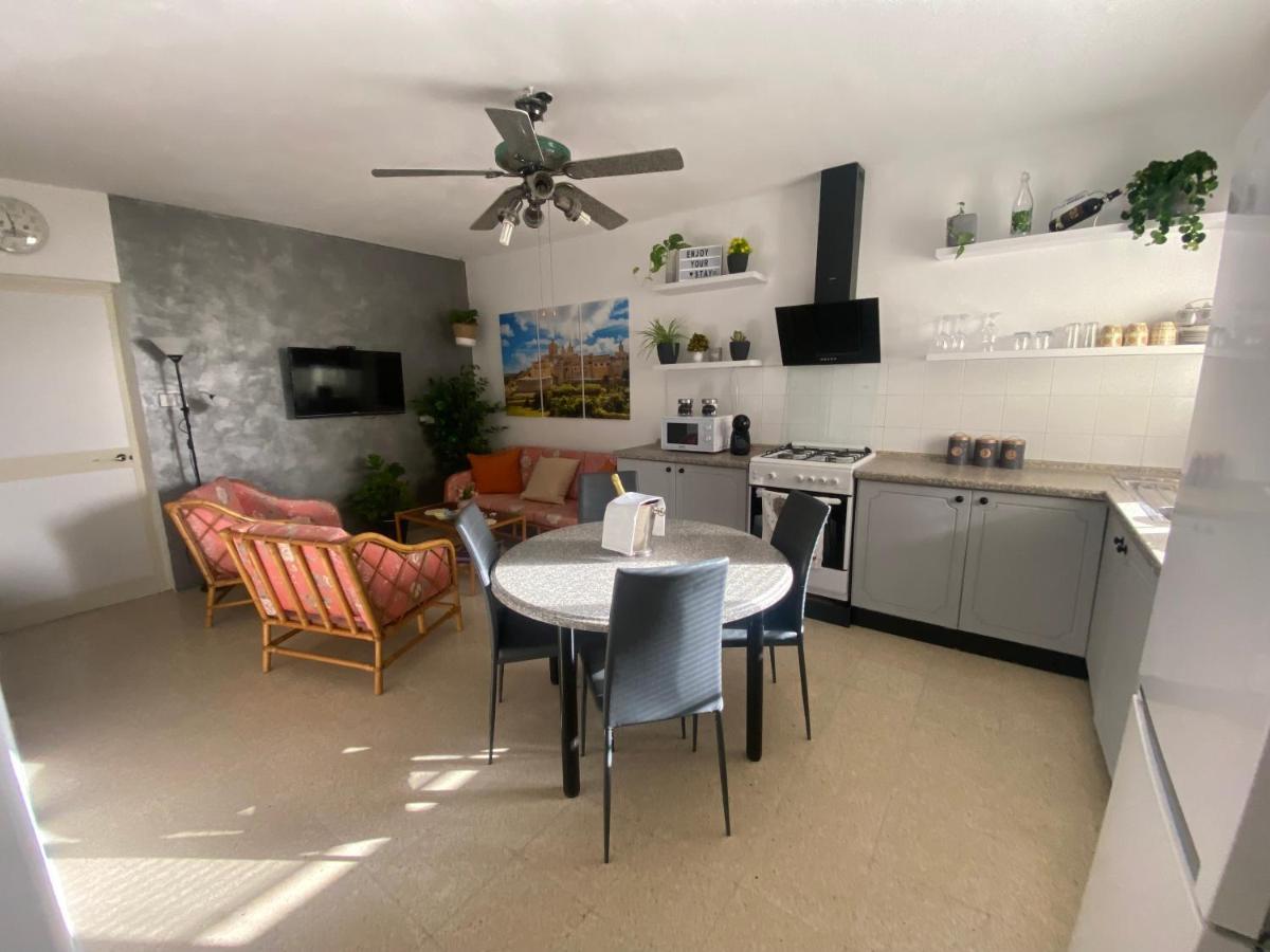 סיינט פול ביי St Paul'S Bay Central Apartment In Qawra מראה חיצוני תמונה
